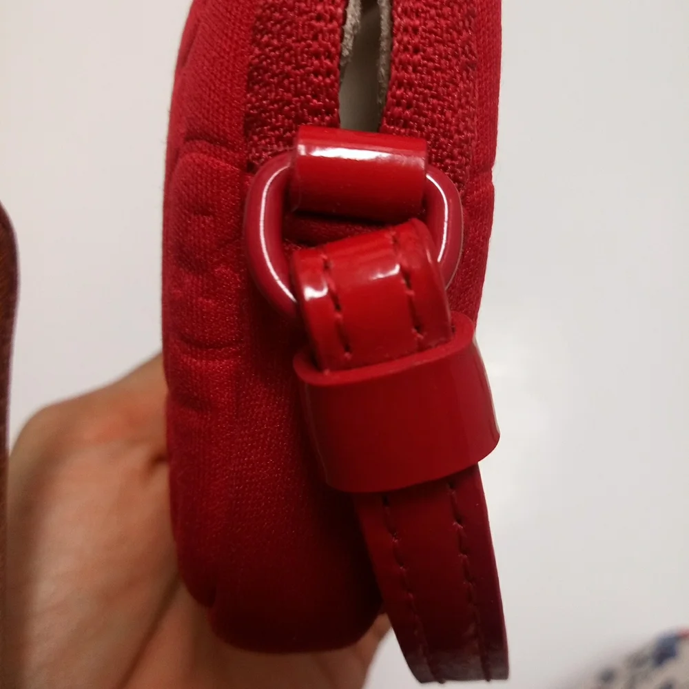 Michael Kors Leather handle Red camara case